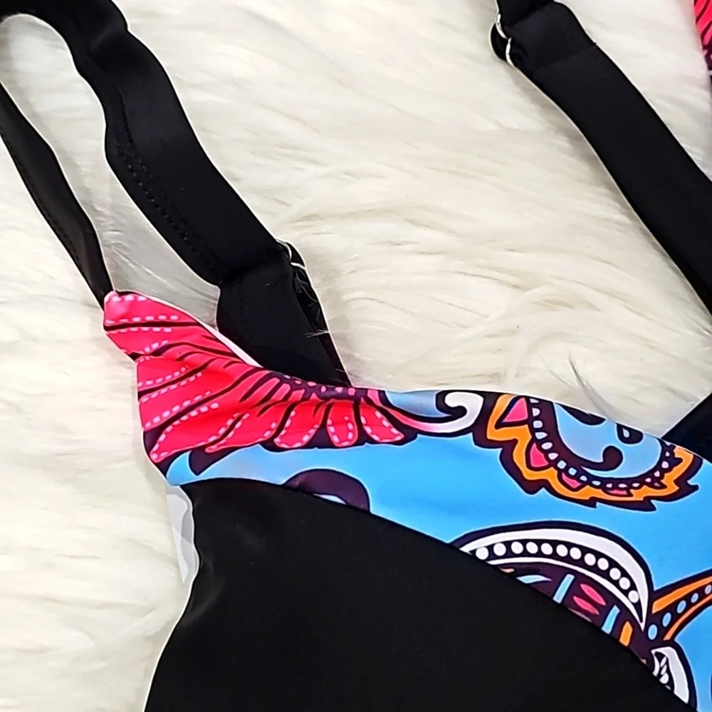 Scroll Floral ✦ Ladder Cutout Bikini Set ✦ Cheeky High-Stretch Adjustable Straps